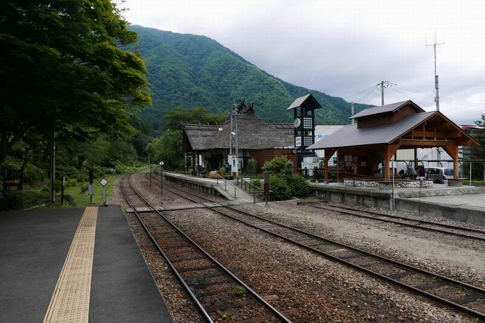 湯野上温泉駅の風景