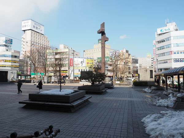 盛岡駅の待ち合わせ場所の駅前のロータリー