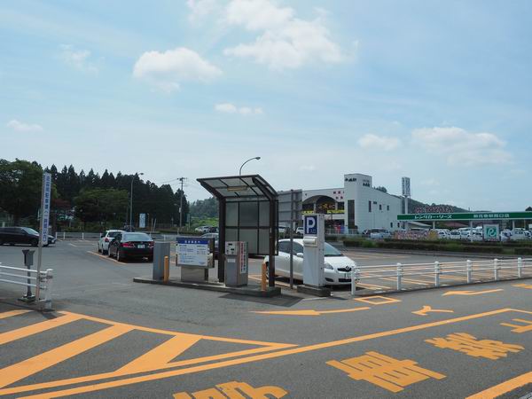 新花巻駅の無料駐車場の風景写真