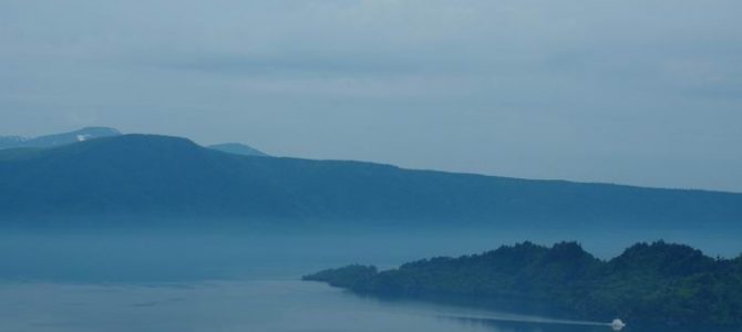 発荷峠展望台の十和田湖の眺望写真６