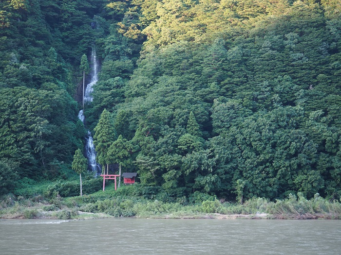 山形最上川の風景写真