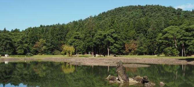 毛越寺の初秋の風景写真