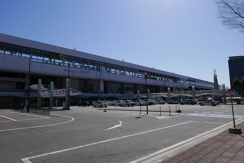 福島駅西口の全景写真