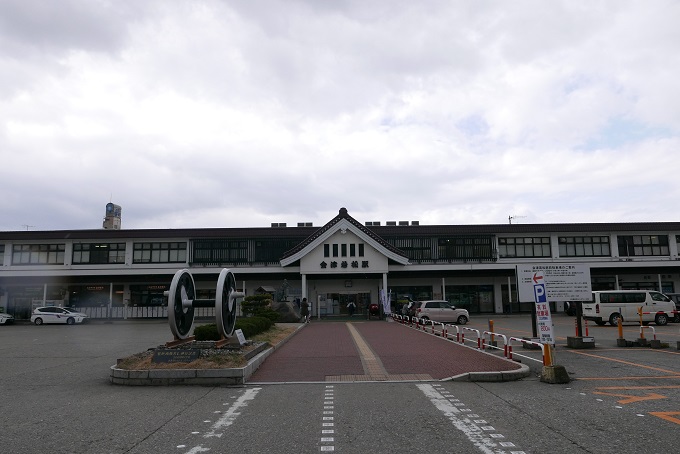 会津若松駅の全景写真